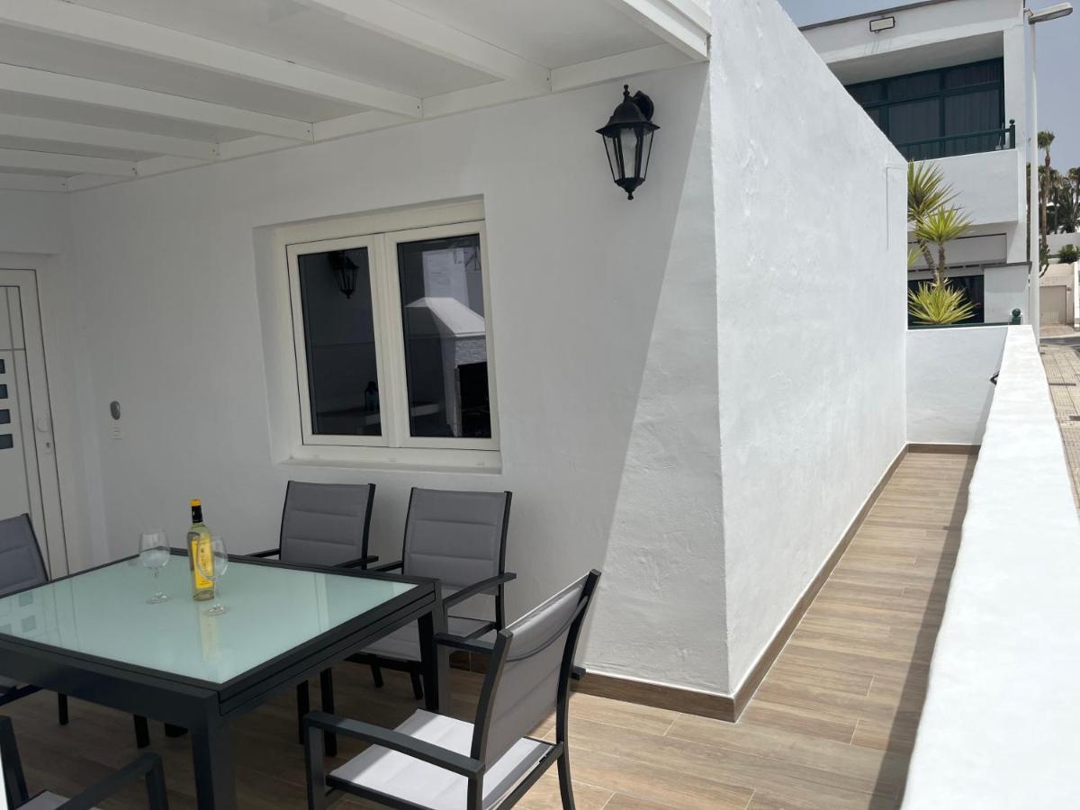 Villa Mym à Tías Extérieur photo